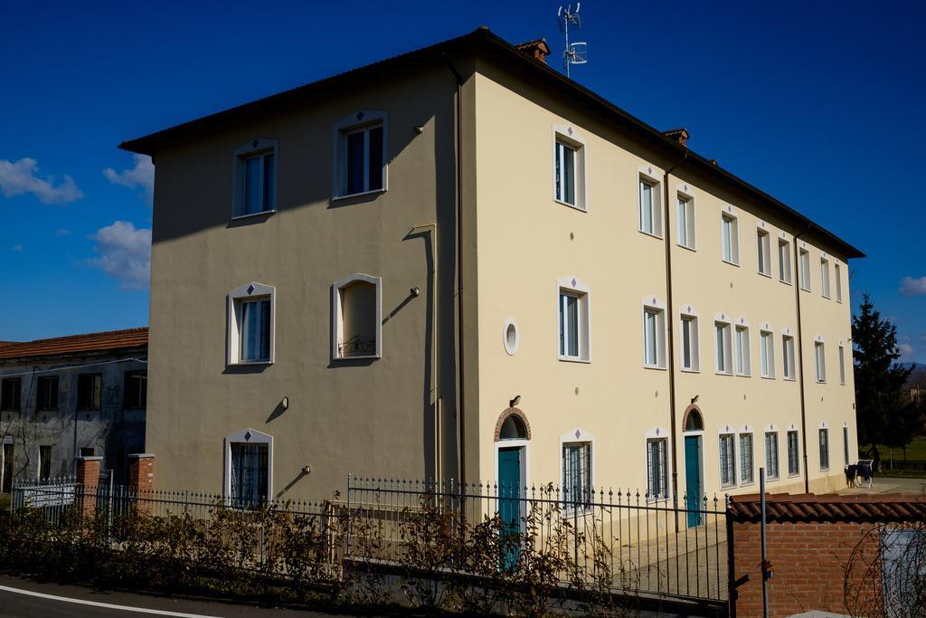 Residence Shopping Outlet Novi Ligure Exterior photo